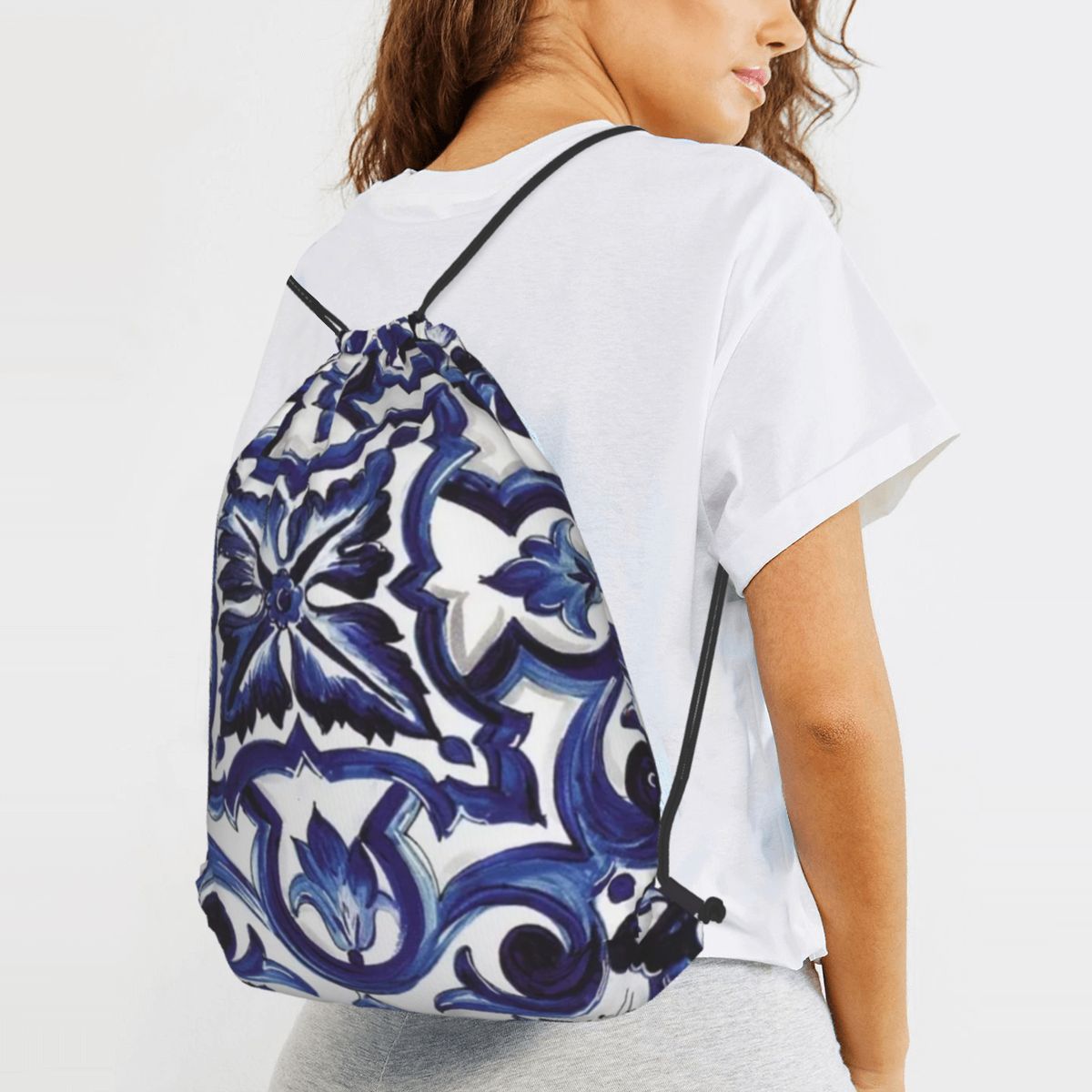 Синие рюкзаки с цветочным узор – обзор и цена Tile Bag Drawstring